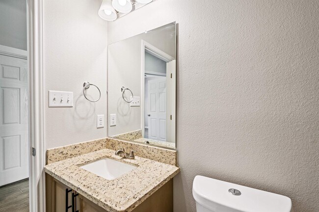 Building Photo - 306 Javier Dr