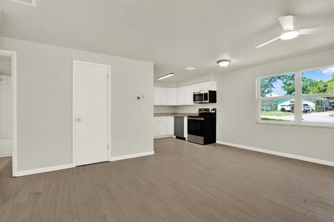 Building Photo - 1187 Bass Blvd