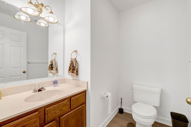 Building Photo - This WATERFRONT-FULLY FURNISHED-ALL INCLUSIVE HOME IS READY FOR YOU.