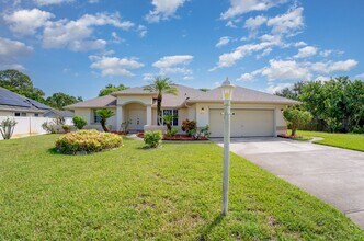 Building Photo - Great Location In NE Palm Bay!