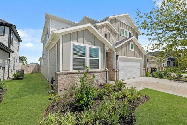 Building Photo - 7619 Rainflower Field Dr
