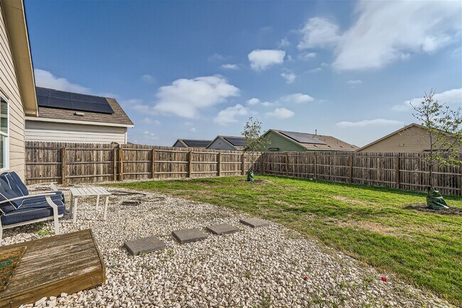 Building Photo - 2915 Whinchat
