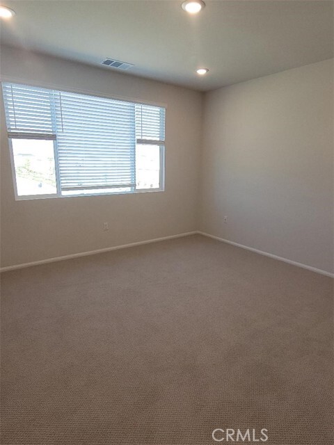 Building Photo - 2058 Bergamot St