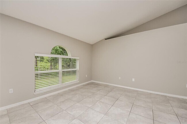 Building Photo - 1330 Dover Dr