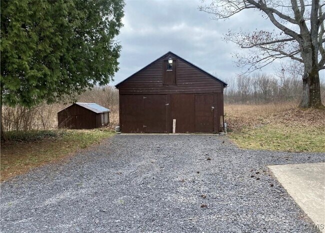 Building Photo - 41 Peat Bed Rd