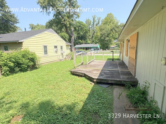 Building Photo - 3329 Harvester Ln