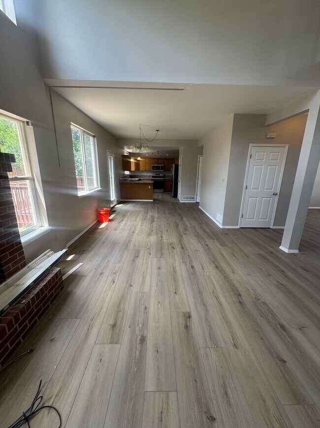 Building Photo - Updated Home in Peregrine
