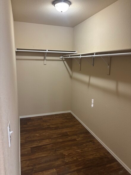 Building Photo - 630 Saddlehorn Dr