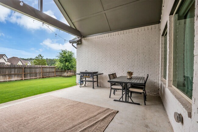 Building Photo - 17415 Violet Vineyard St