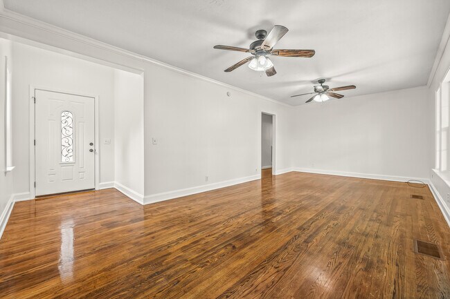 living room - 1028 Womack Ave