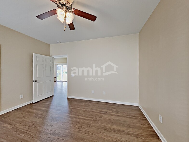 Building Photo - 375 Dunnwood Loop