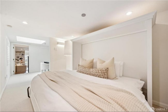 Building Photo - NOB HILL TOWNHOME FOR RENT - $13,000/mo