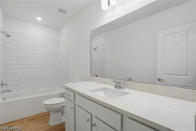 Building Photo - 27881 Radiant Ct