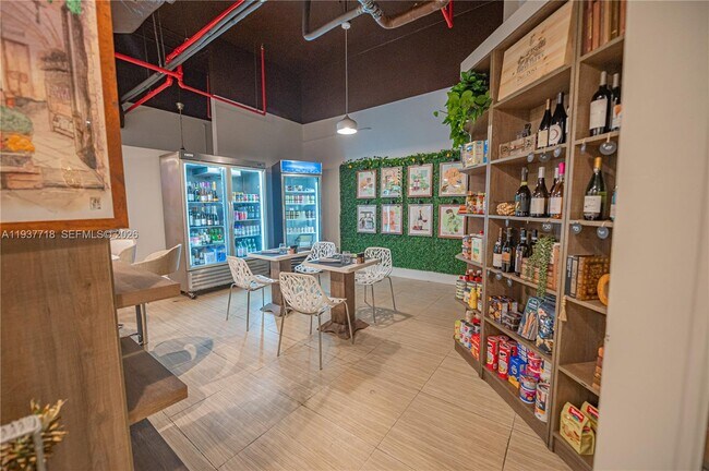 Building Photo - 10275 Collins Ave