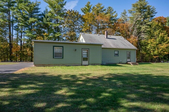 Building Photo - 12 Pound Rd