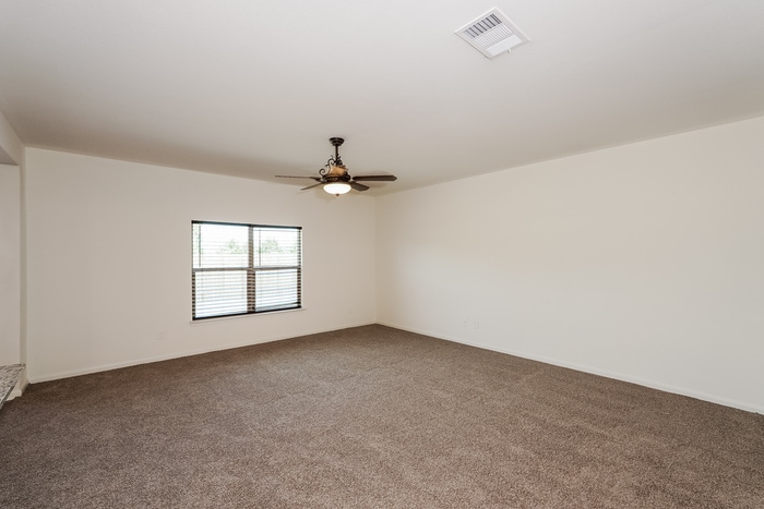 Building Photo - 809 Clark Dr