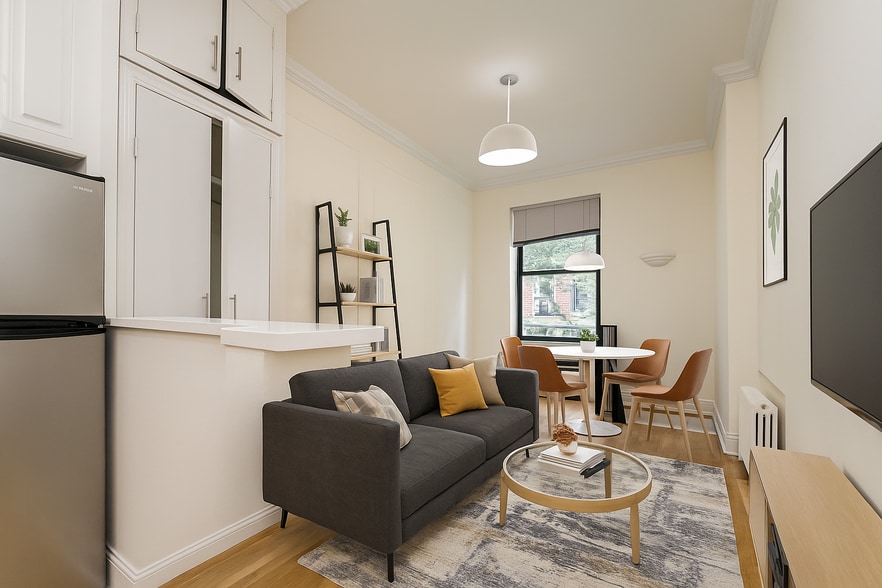 Building Photo - 350 E 81st St