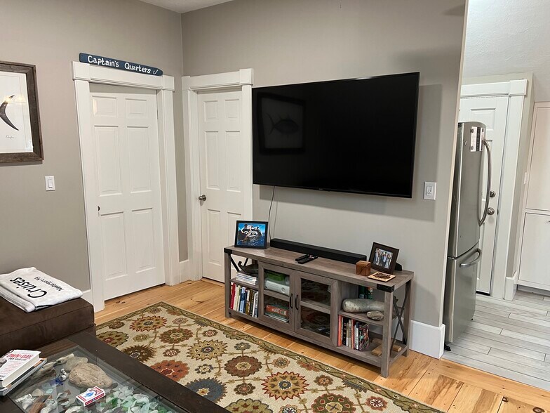 Living Room - 45 Low St