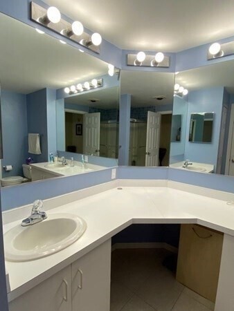 Building Photo - 10 Merganser Way