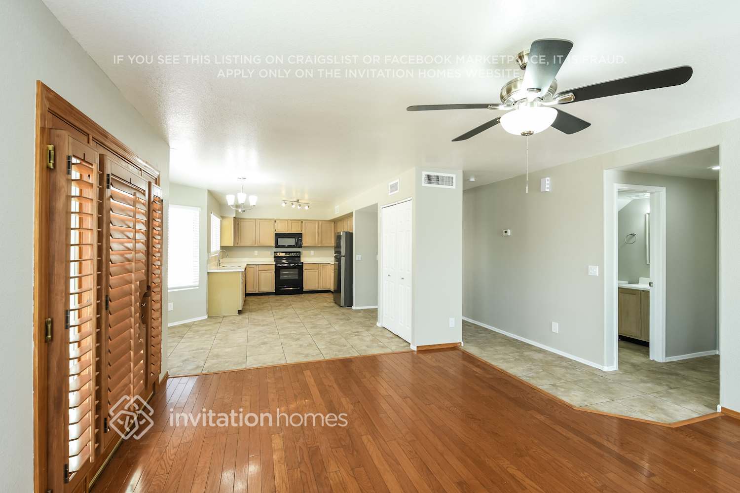 Building Photo - 9145 W Evans Dr