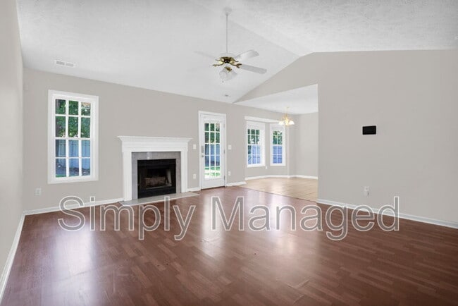 Building Photo - 104 Stockade Ct