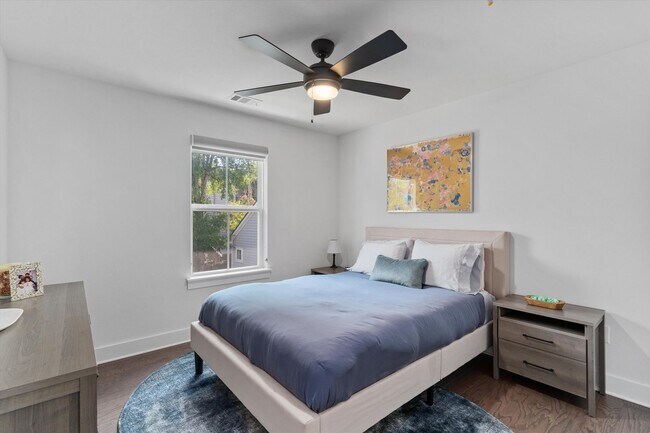 Building Photo - Spacious East Austin Home for Rent