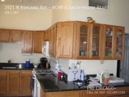 Building Photo - 3921 N Ashland Ave