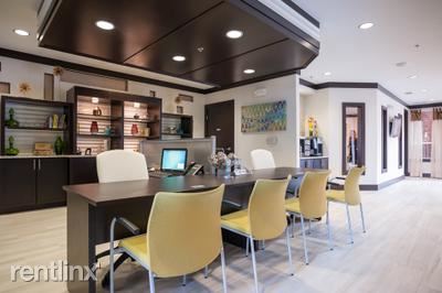 Building Photo - 275 S Cherokee St