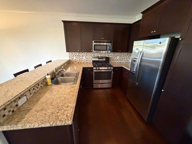 Building Photo - Beautiful home for rent in Atascadero