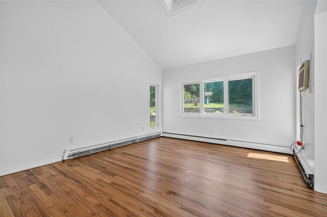 Building Photo - 211 Prospect Rd