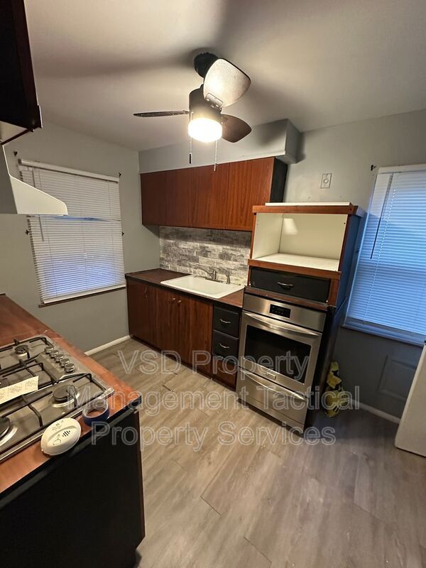 Building Photo - 12322 Garland Ave