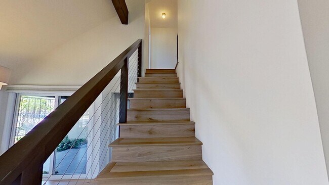 Building Photo - 4745 Camino Del Rey