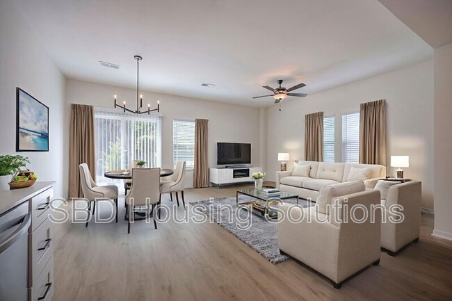 Building Photo - 9005 E 85th Pl