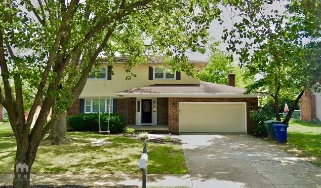 Building Photo - 5096 Pebble Ln