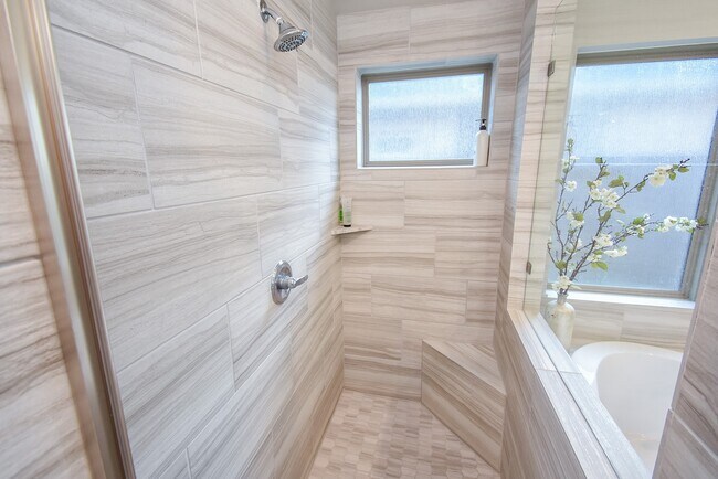 Building Photo - 31443 Splitting Willow Ln