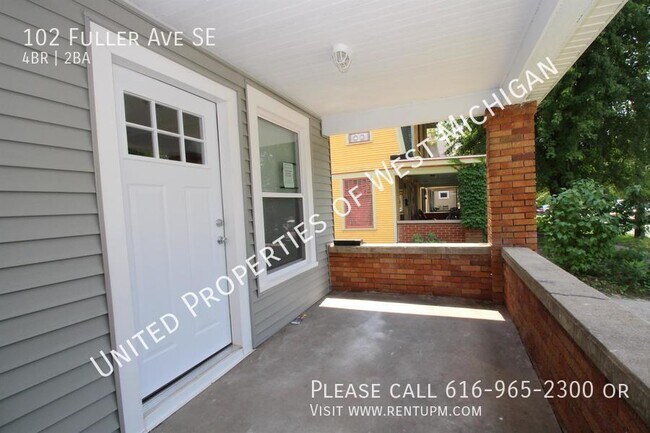 Building Photo - 102 Fuller Ave SE