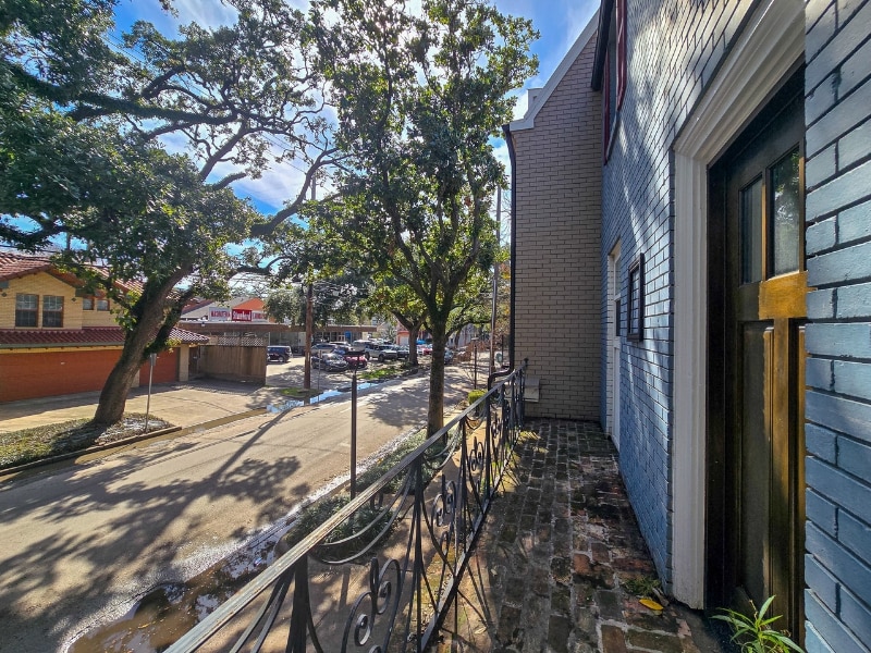 Building Photo - 811 Lovett Blvd