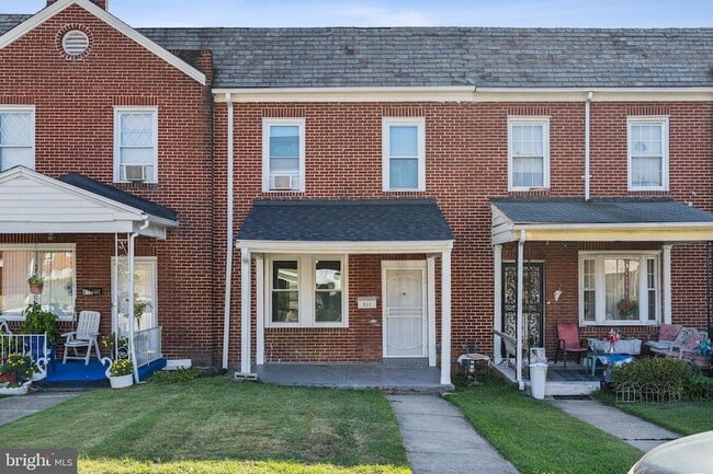 Primary Photo - 211 Allendale St