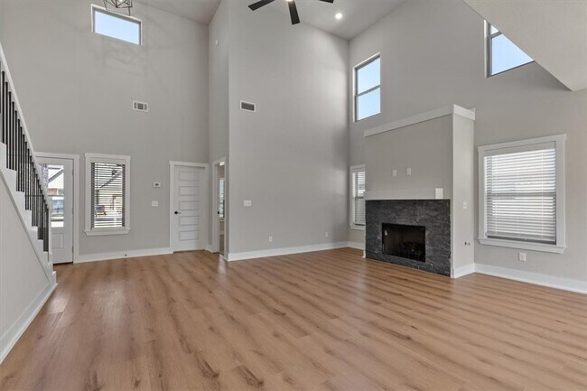 Building Photo - 7005 SW High Meadow Blvd