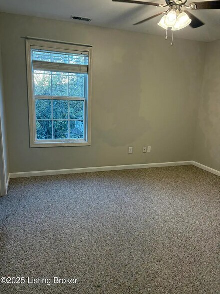 Building Photo - 10704 Copper Ridge Dr