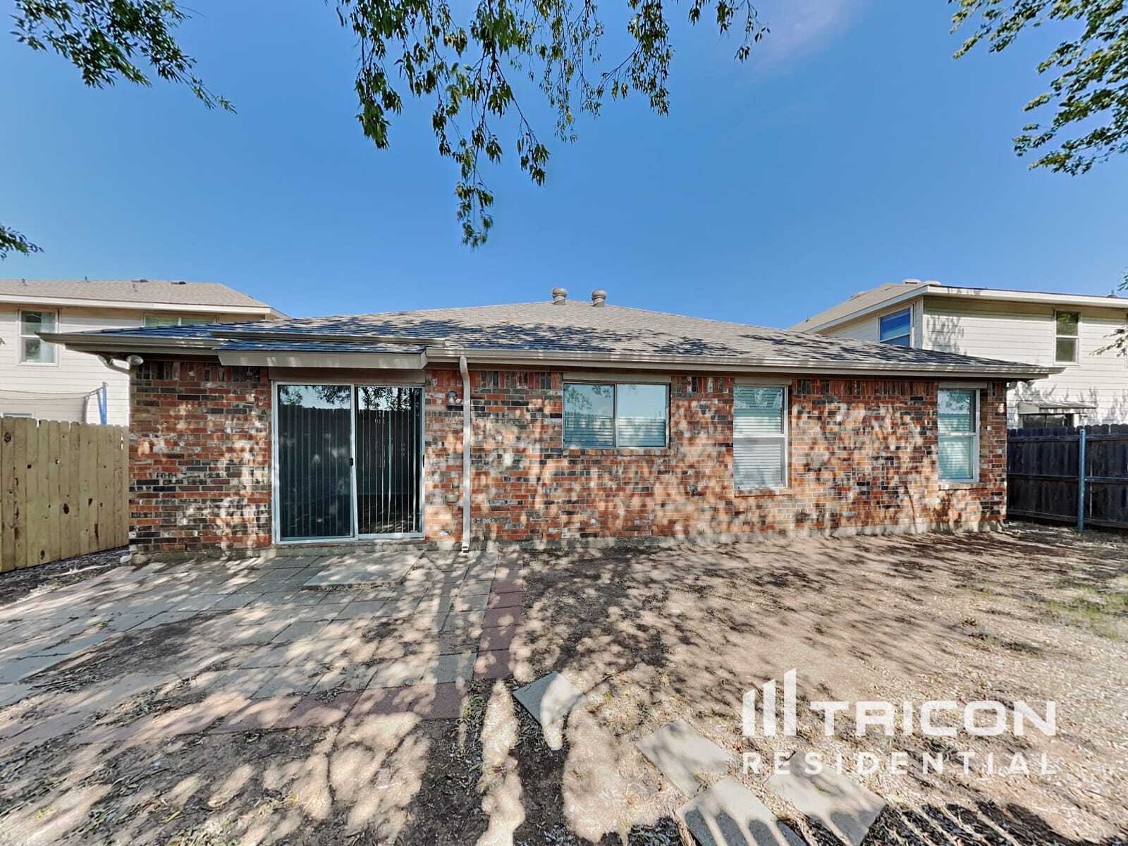 Building Photo - 8504 Hawkview Dr
