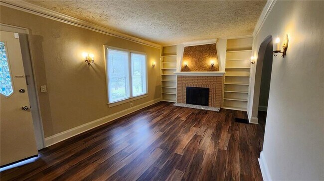 Building Photo - 1029 Katherwood Dr SW