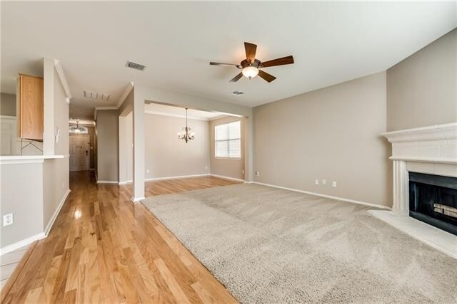 Building Photo - 14601 Eaglemont Dr