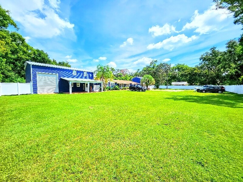 Building Photo - 36743 Howard Ave