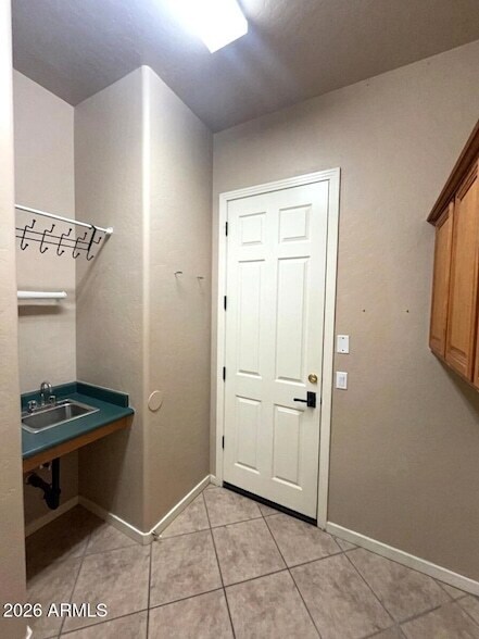 Building Photo - 14366 W Cypress St