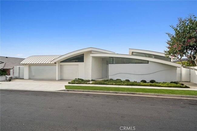 Building Photo - 4607 Perham Rd