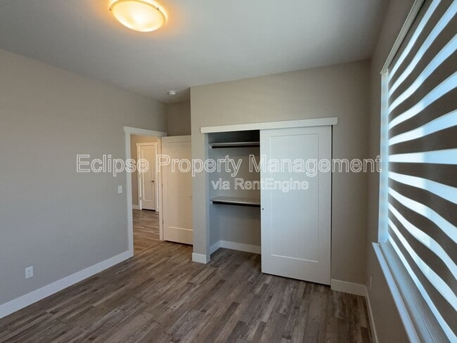 Building Photo - 679 Eadin Ln