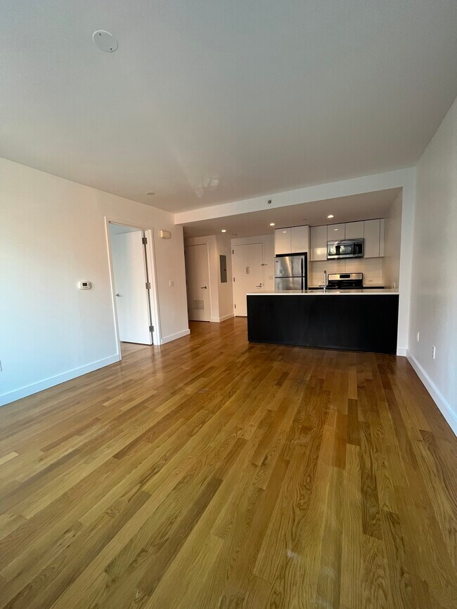 Interior Photo - The Bergen