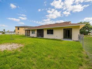 Building Photo - 660 Royalty Ct