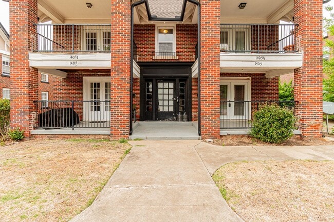 Building Photo - 1 Bed 1 Bath apartment in Okc close to Plaza District!